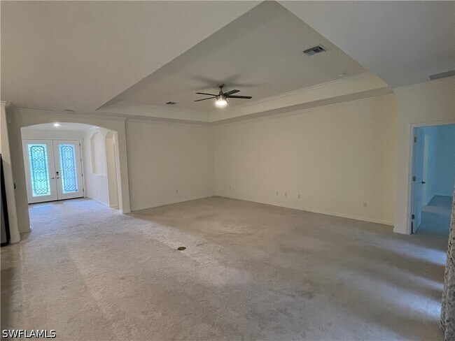 Building Photo - 9353 Glenforest Dr