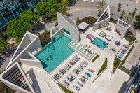 Building Photo - The Piazza