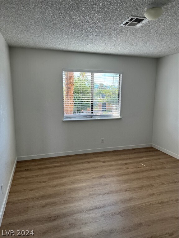 Building Photo - 506 N Wardelle St