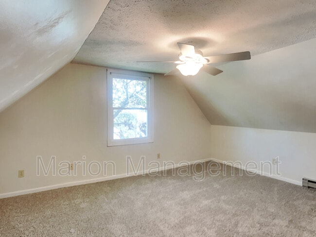 Building Photo - 65 W Main St