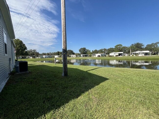 Building Photo - 165 Millwood Rd