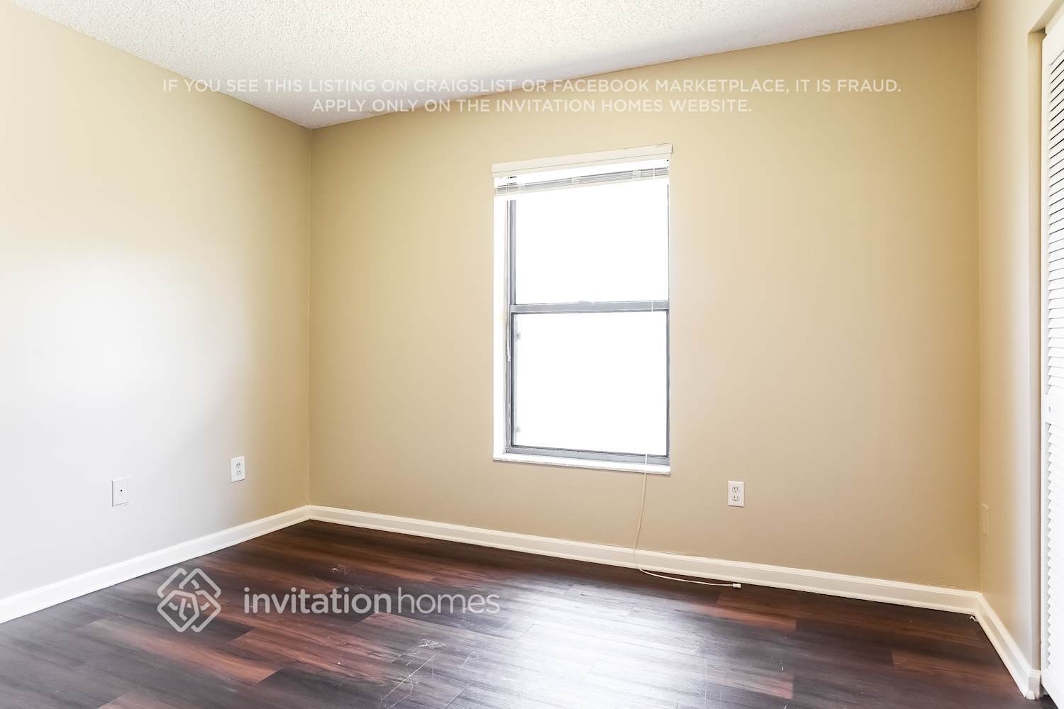 Building Photo - 1511 Primrose Ln