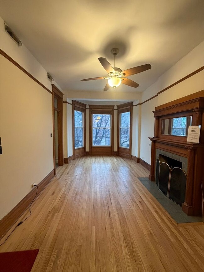 Building Photo - 4108 N Southport Ave