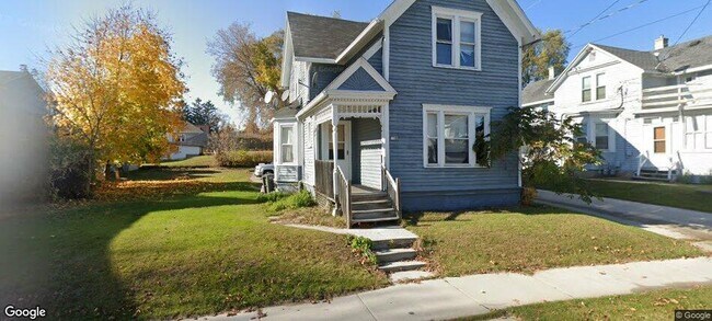 Primary Photo - 1516 S 10th St