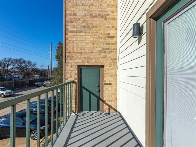 Building Photo - 2311 Basil Dr