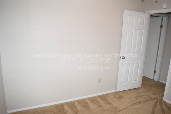 Building Photo - 1412 Woodscape Ln