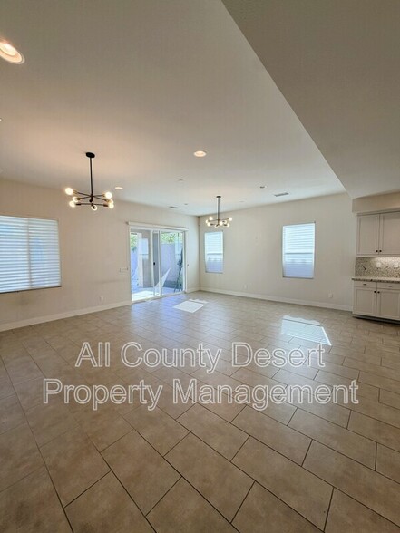 Building Photo - 74565 Tesla Dr