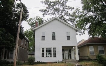 Building Photo - 310 E 14th St