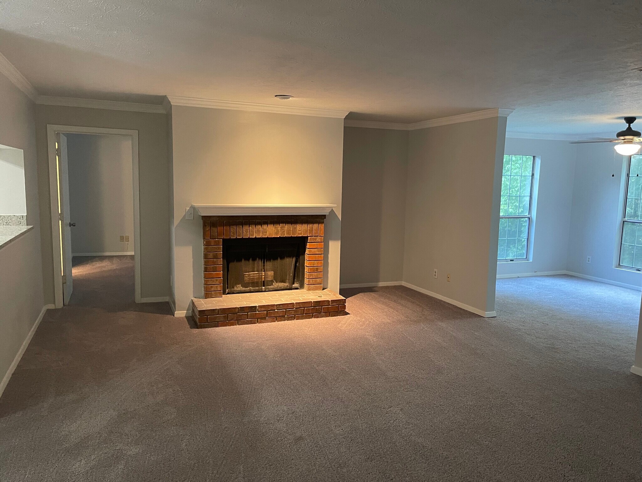 Building Photo - 5526 Mountain Springs Cir