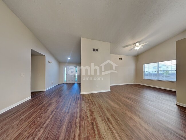 Building Photo - 536 Sydney Walk Ln