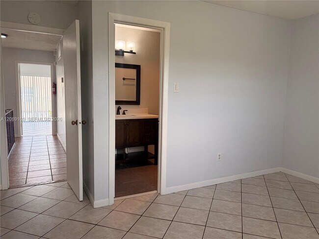Building Photo - 8380 SW 154th Ave