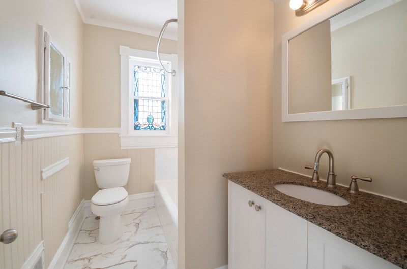 Bathroom - 5327 Wesley Ave