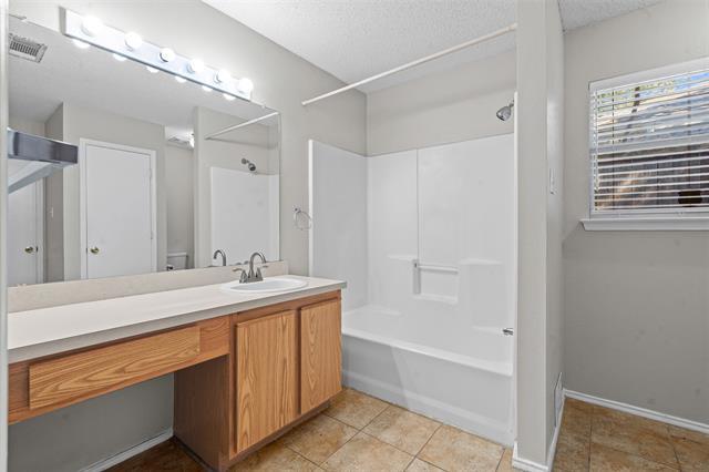 Building Photo - 4810 Landrun Ln