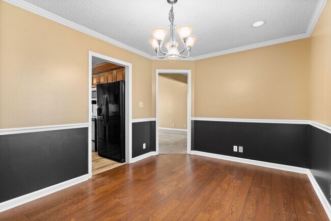 Building Photo - Quiet home near Fort Campbell- Waiting for you to call home