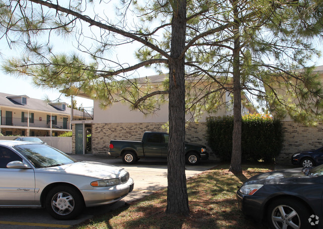 Building Photo - 4056 Gourrier Ave