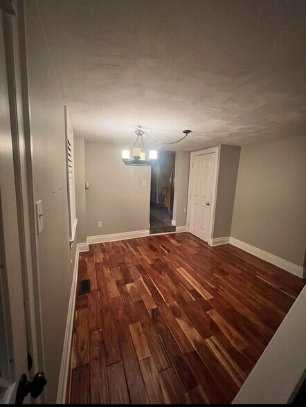 Dining Room - 1314 Sarah St