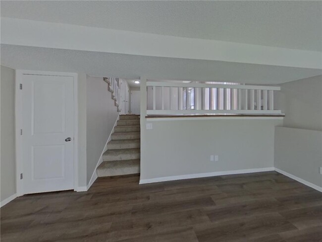 Building Photo - 1444 Willow Creek Ln