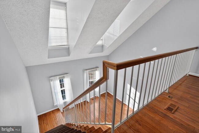 Building Photo - 12859 Mill House Ct