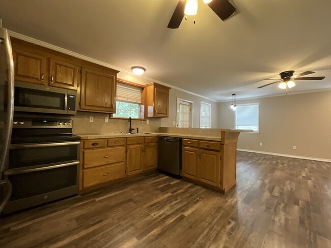 Building Photo - 403 Vz County Rd 3613