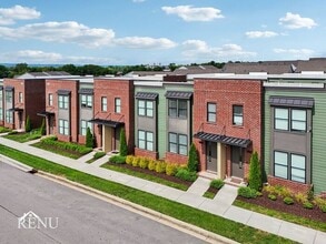 Building Photo - 1001 Lifford Ln