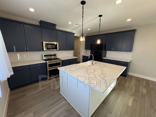 Building Photo - 2176 Selway Dr