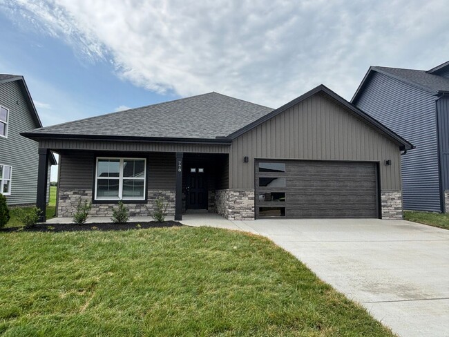 Primary Photo - Stunning New Construction Home for Rent – ...