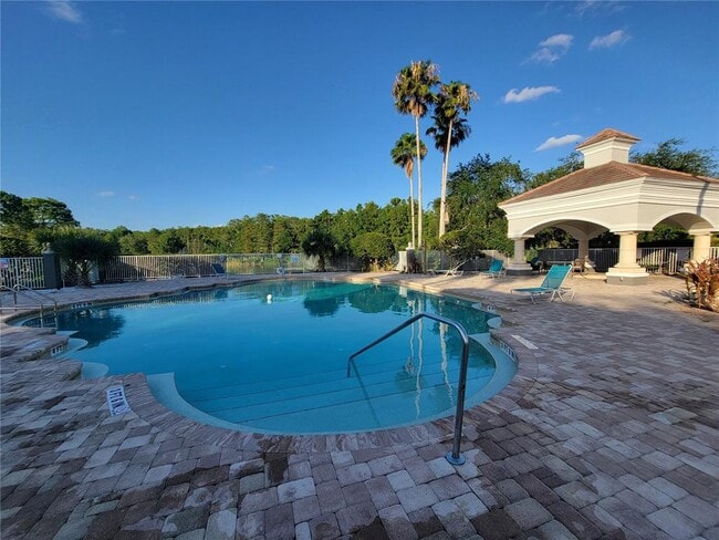 Building Photo - 14013 Fairway Island Dr