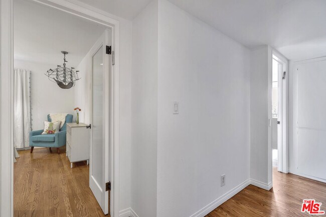 Building Photo - 24 Westwind St