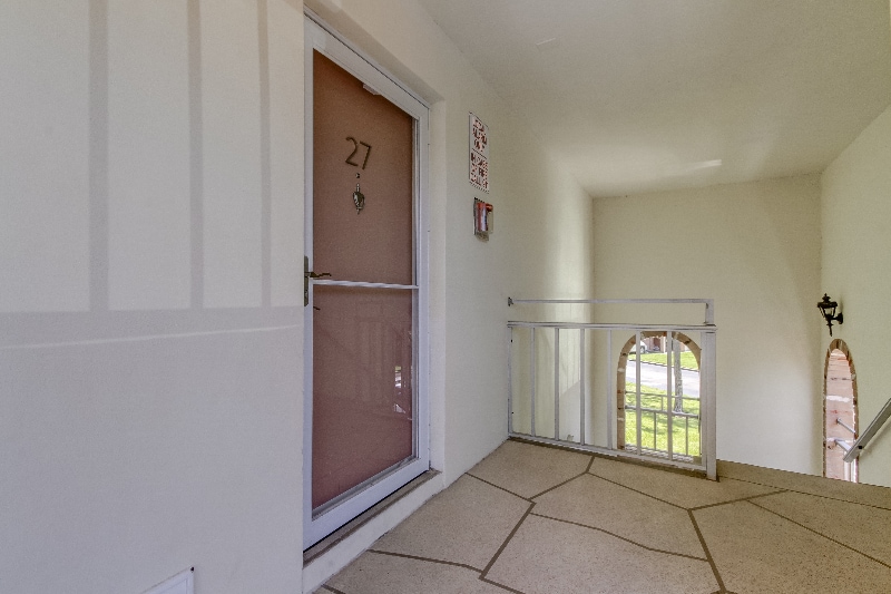 Building Photo - 4480 Overlook Dr NE