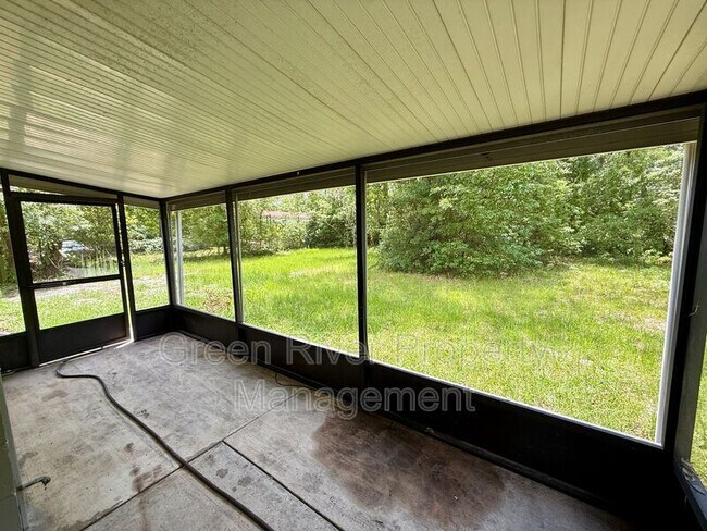 Building Photo - 7398 Worthington Rd