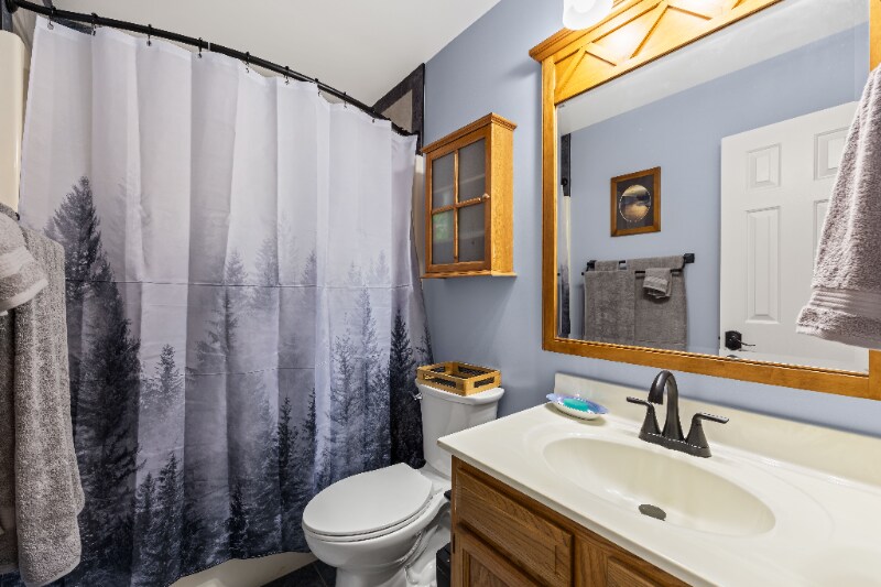 Building Photo - 32 Estes Ct