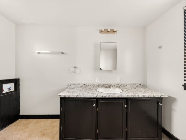 Building Photo - 81 Baier Dr
