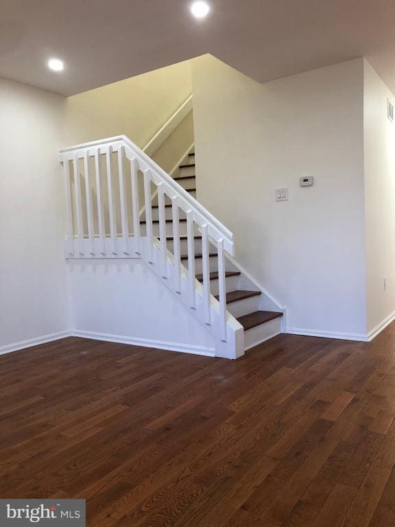 Building Photo - 4202 Quaker Ct