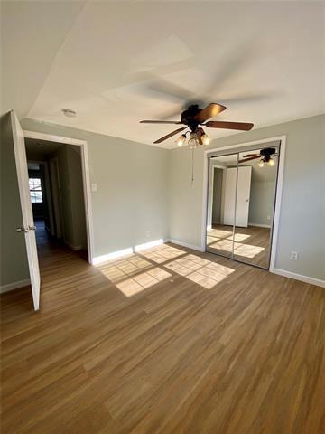 Building Photo - 2859 Linhaven Dr