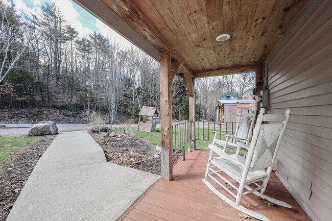 Building Photo - 40 Chemung Rd