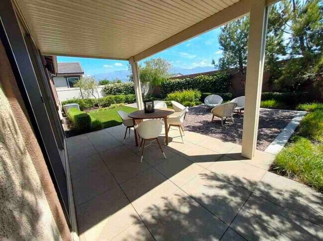 Building Photo - 1496 Pinyon Ln