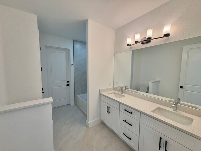 Building Photo - Brand New Construction Pool Home - 3 Beds + Den, 2 Baths, 3 Car Garage