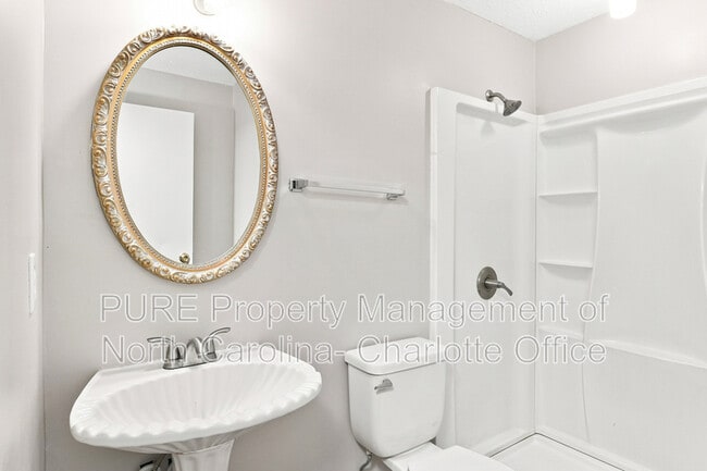 Building Photo - 8115 Bald Ridge Dr