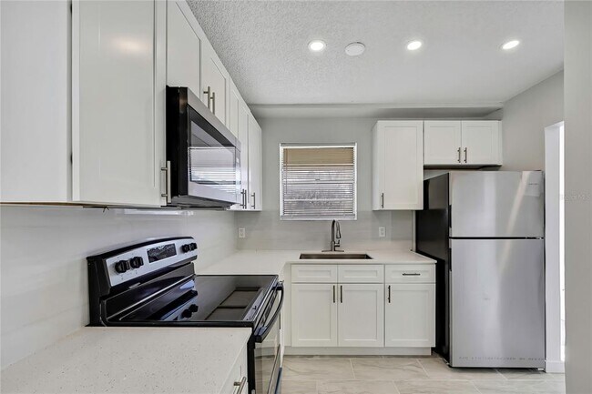 Building Photo - 10987 W Tidewater Cir