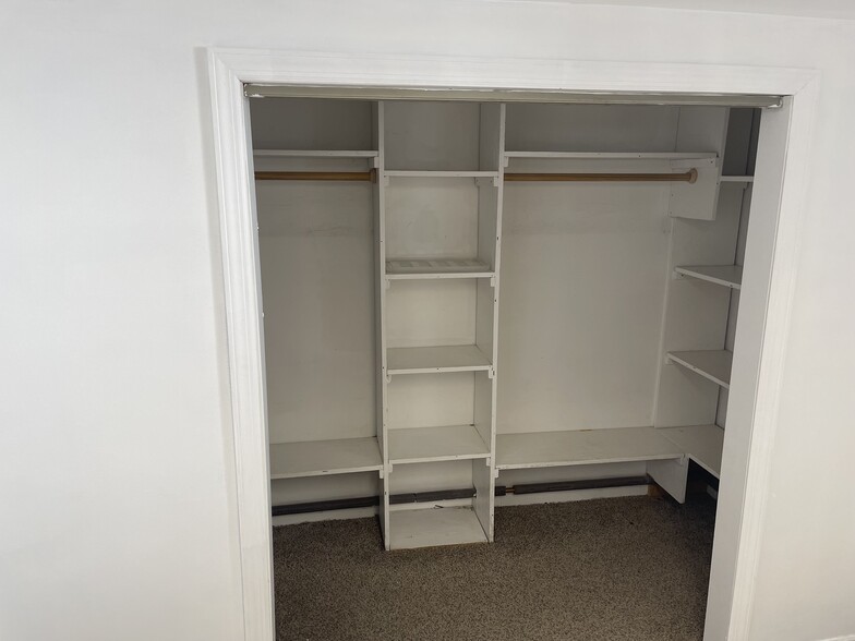 Building Photo - 463 Gibbs Pond Rd