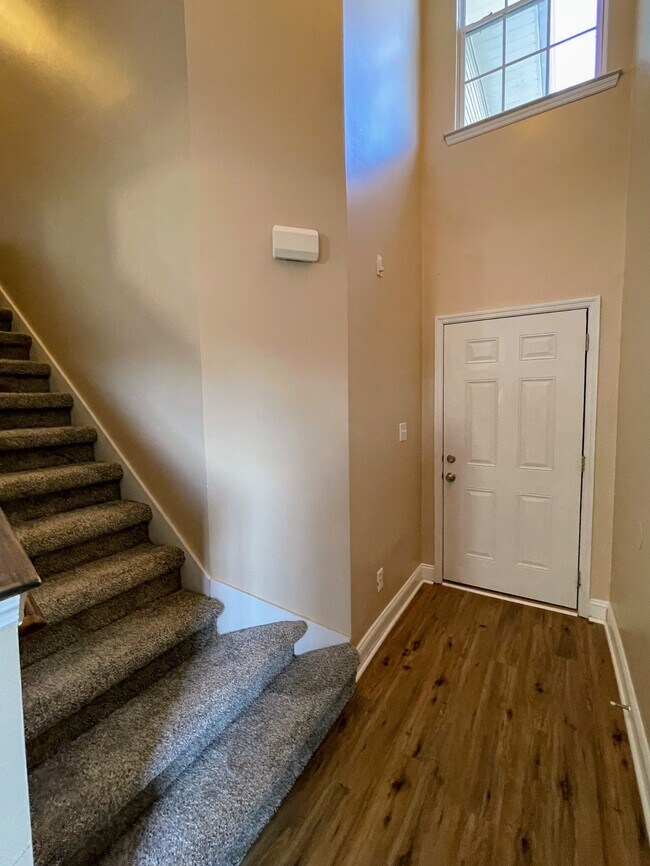 Building Photo - 29712 Robert Lee Ct