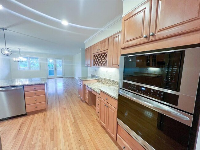 Building Photo - 39 Eagle Dr