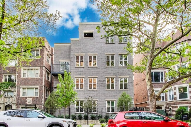 Building Photo - 5126 S Kenwood Ave