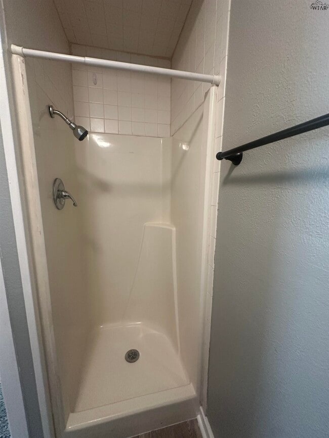 Building Photo - 2606 Hayes St