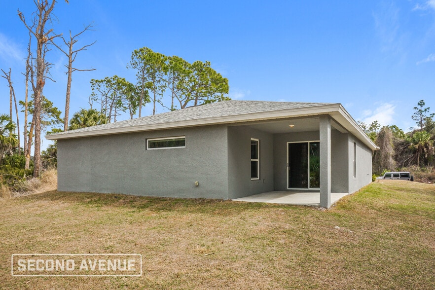 Building Photo - 105 Sherbourne St