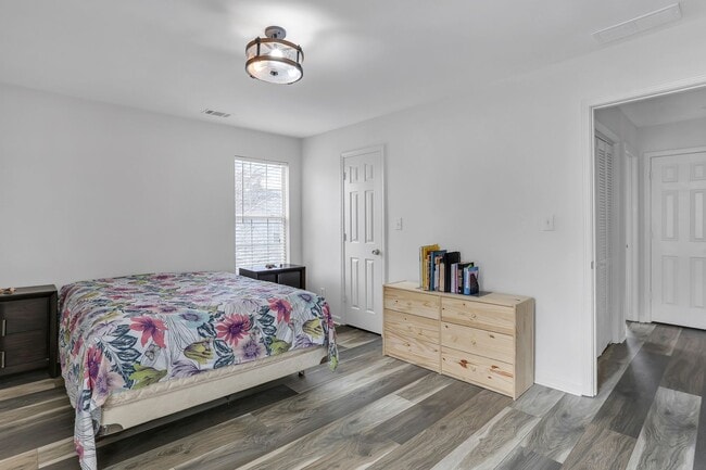 Building Photo - Brookhaven’s Most Desirable Neighborhood