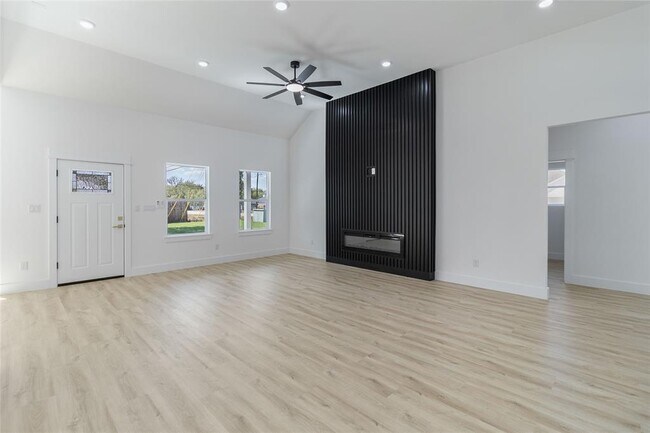 Building Photo - 103 Kawainui Ln