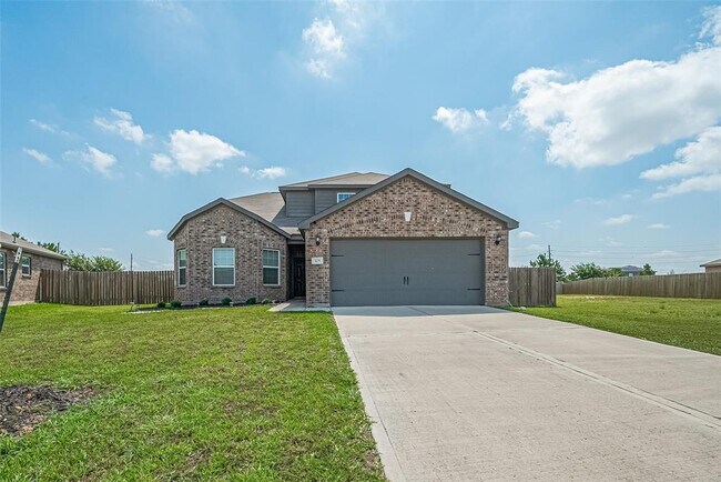 Primary Photo - 305 Elm Patch Dr
