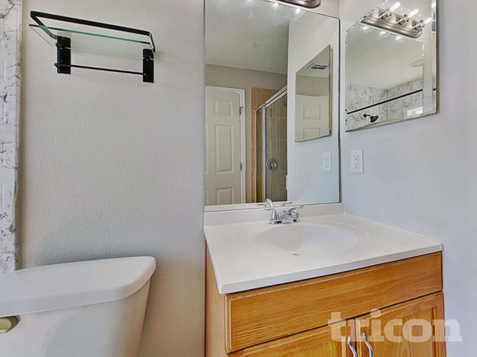 Building Photo - 10109 37th Ct E