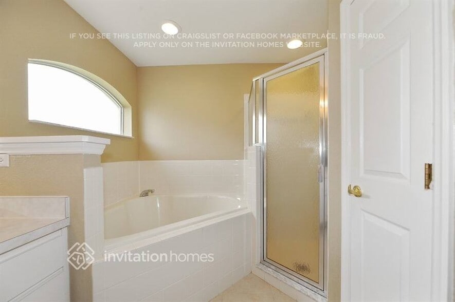 Building Photo - 4588 Great Blue Heron Dr